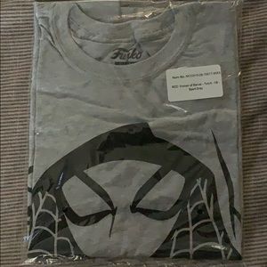 Pop! Funko Spider-Gwen t-shirt